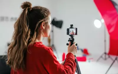 TikTok nel 2026: 80% di contenuti in più ma 31% di visualizzazioni in meno